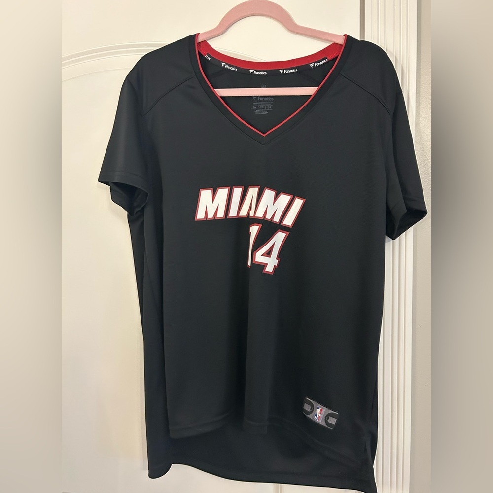 Tyler Herro Miami Jersey Size XL